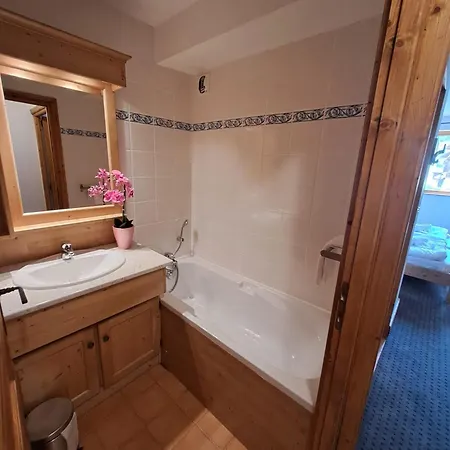 Апарт-отель Des Neiges Oz En Oisans 4*