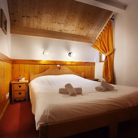 Des Neiges Oz En Oisans Апарт-отель 4*