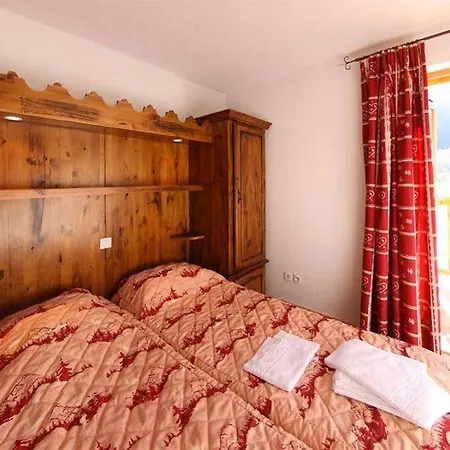 Des Neiges Oz En Oisans 4* Оз